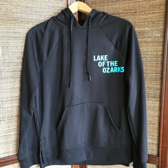 Lake of the Ozarks Hoodie, M: Upcycled Pullover Sweatshirt, Landmarks Marinas - Picture 11 of 14